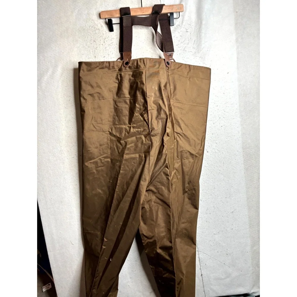 Red Ball Insulated Chest Wader Mens L Brown Waterproof Hunting Adjustable Strap